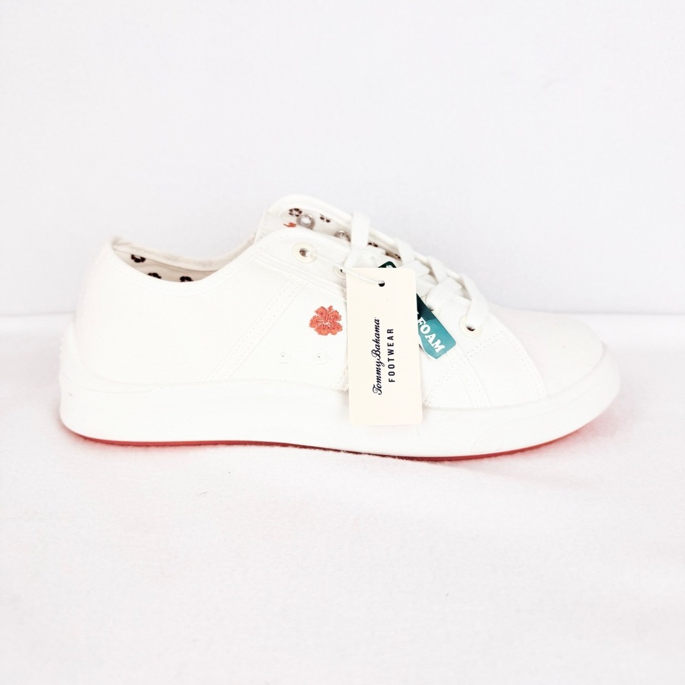 Tommy Bahama Women's Lorena Canvas White Sneaker Size 9 Memory Foam Lace Up NWOB
